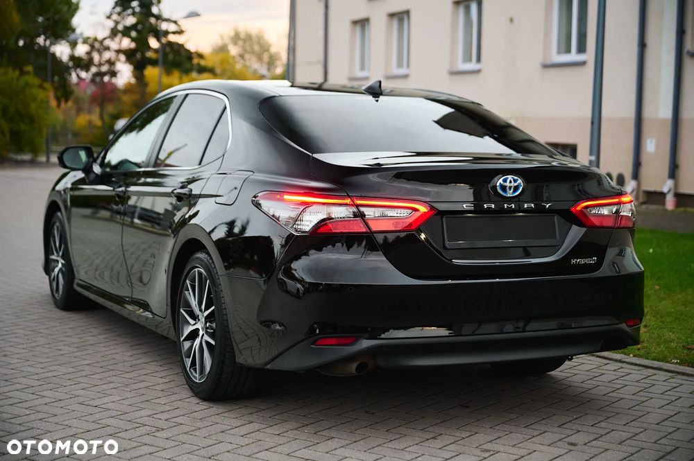 Toyota Camry 2.5 Hybrid Executive CVT - 12