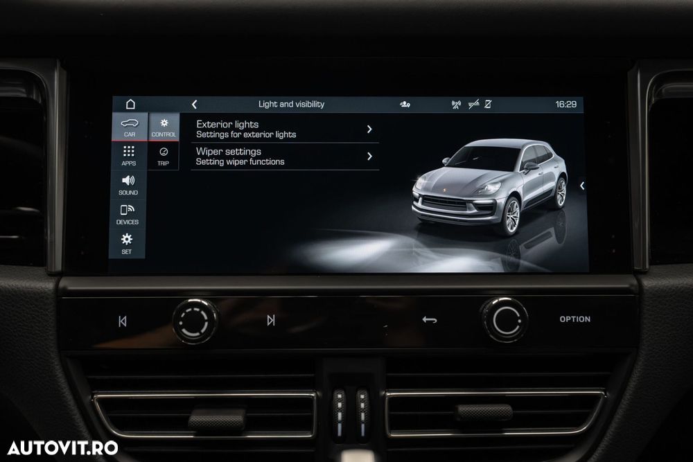 Porsche Macan - 22