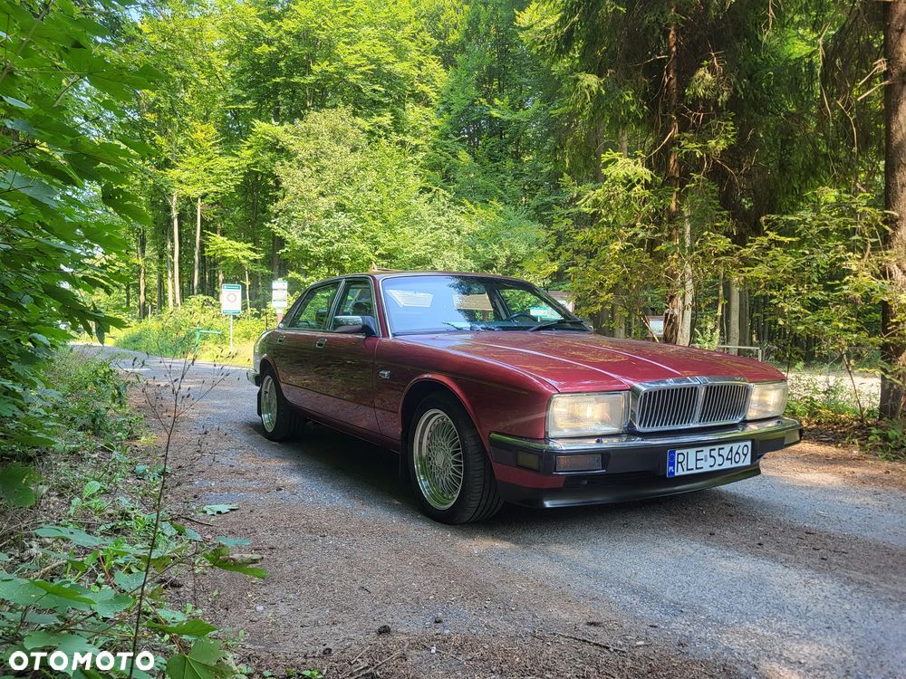 Jaguar XJ Soverign 3.2i - 4
