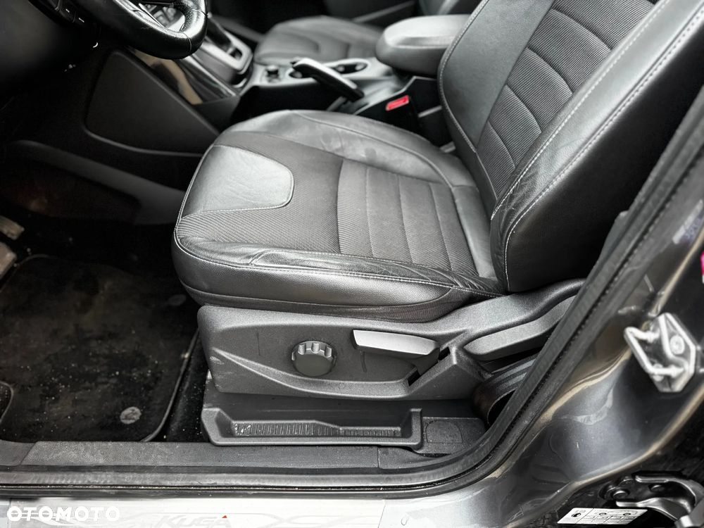 Ford Kuga 2.0 TDCi 4x4 Individual - 24