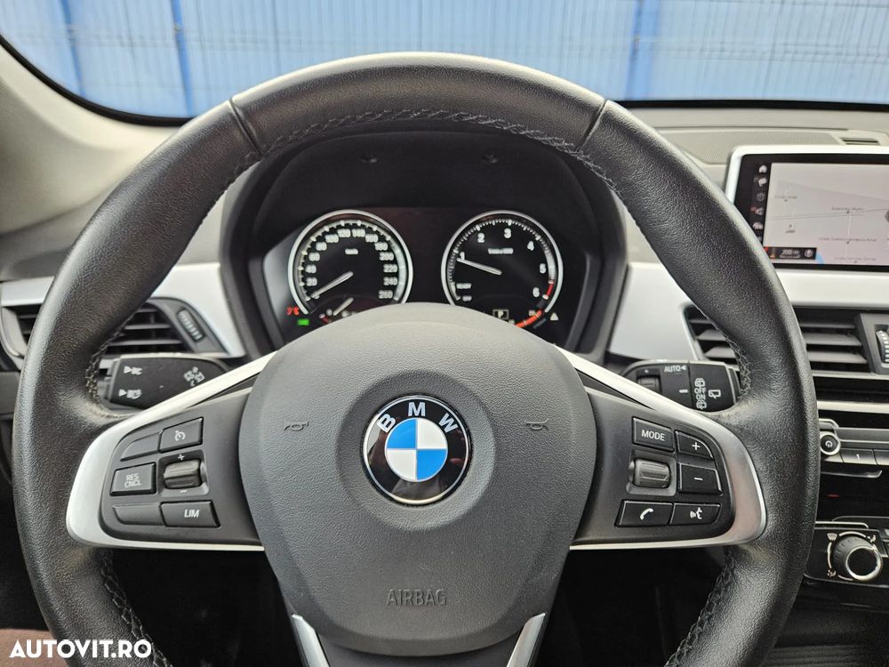 BMW X1 sDrive18d Aut. Sport Line - 17