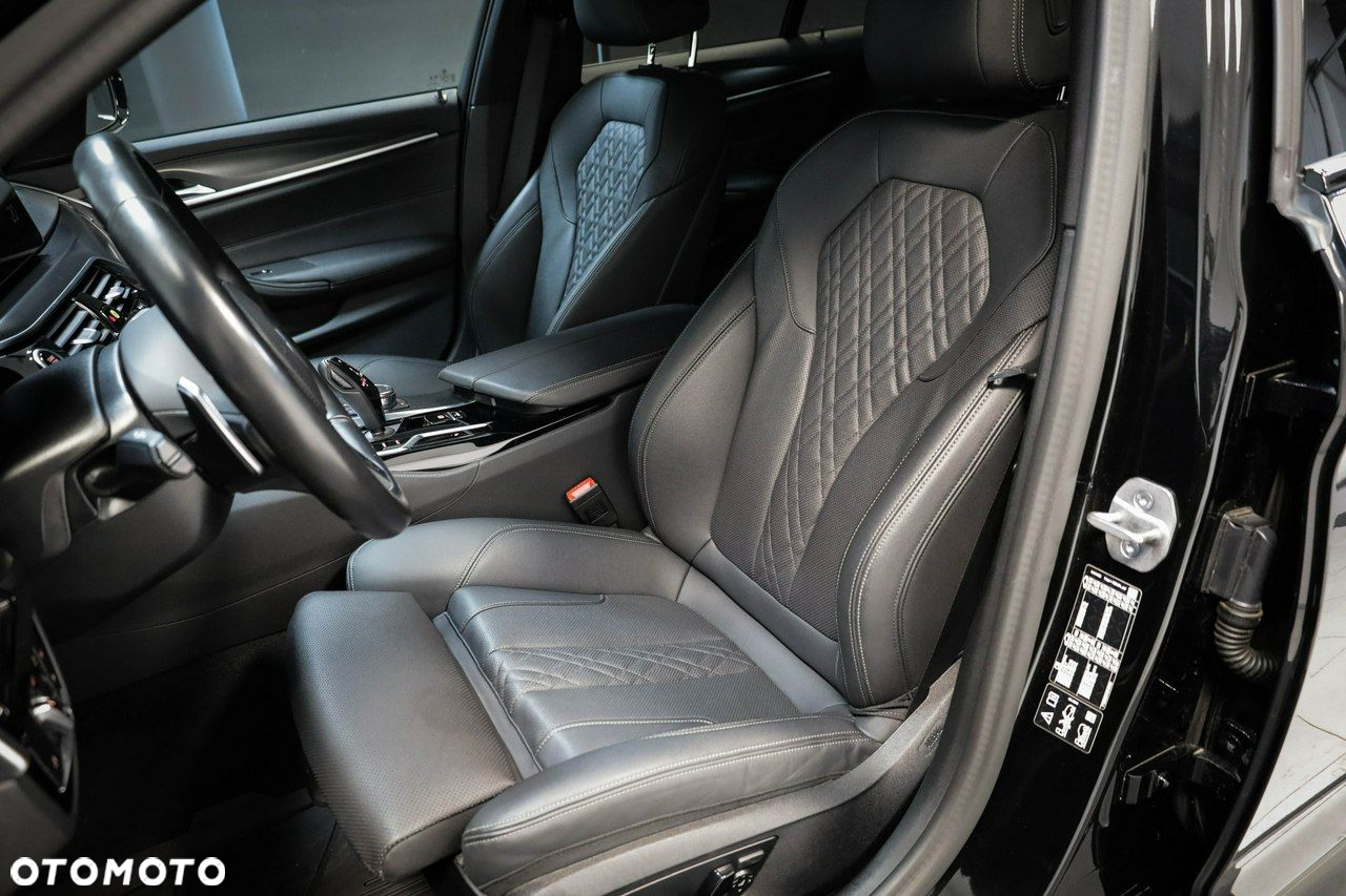 BMW Seria 5 - 16