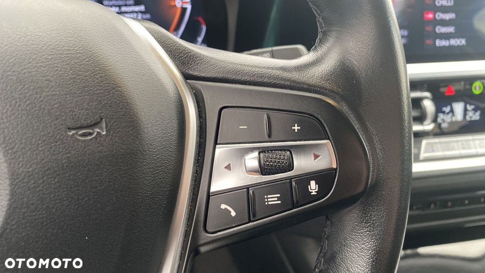 BMW Seria 3 320i Sport Line - 21