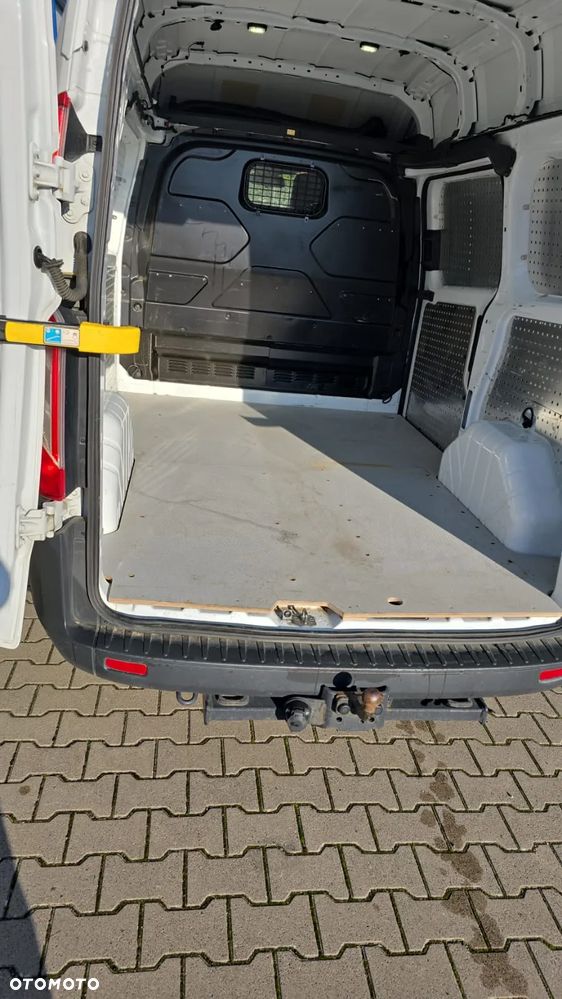 Ford Transit Custom - 8