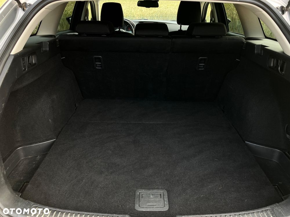 Mazda 6 Kombi SKYACTIV-D 150 Drive i-ELOOP Exclusive-Line - 21