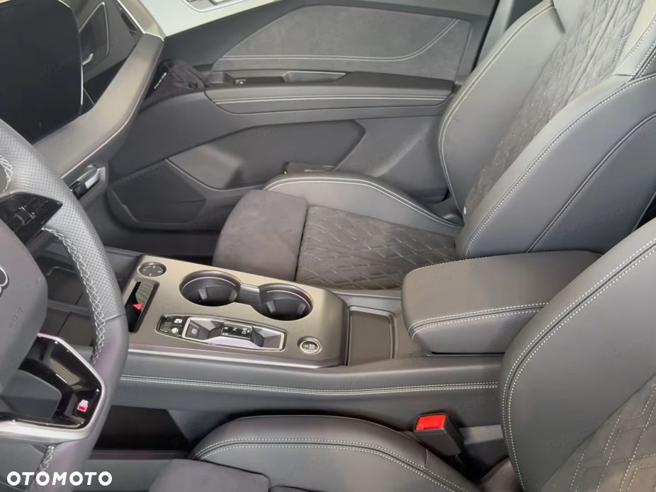 Audi Q4 e-tron - 13