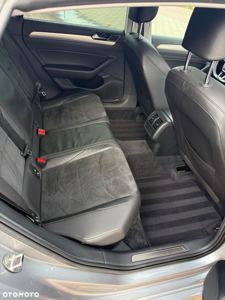 Volkswagen Arteon 2.0 TDI SCR DSG Elegance - 24