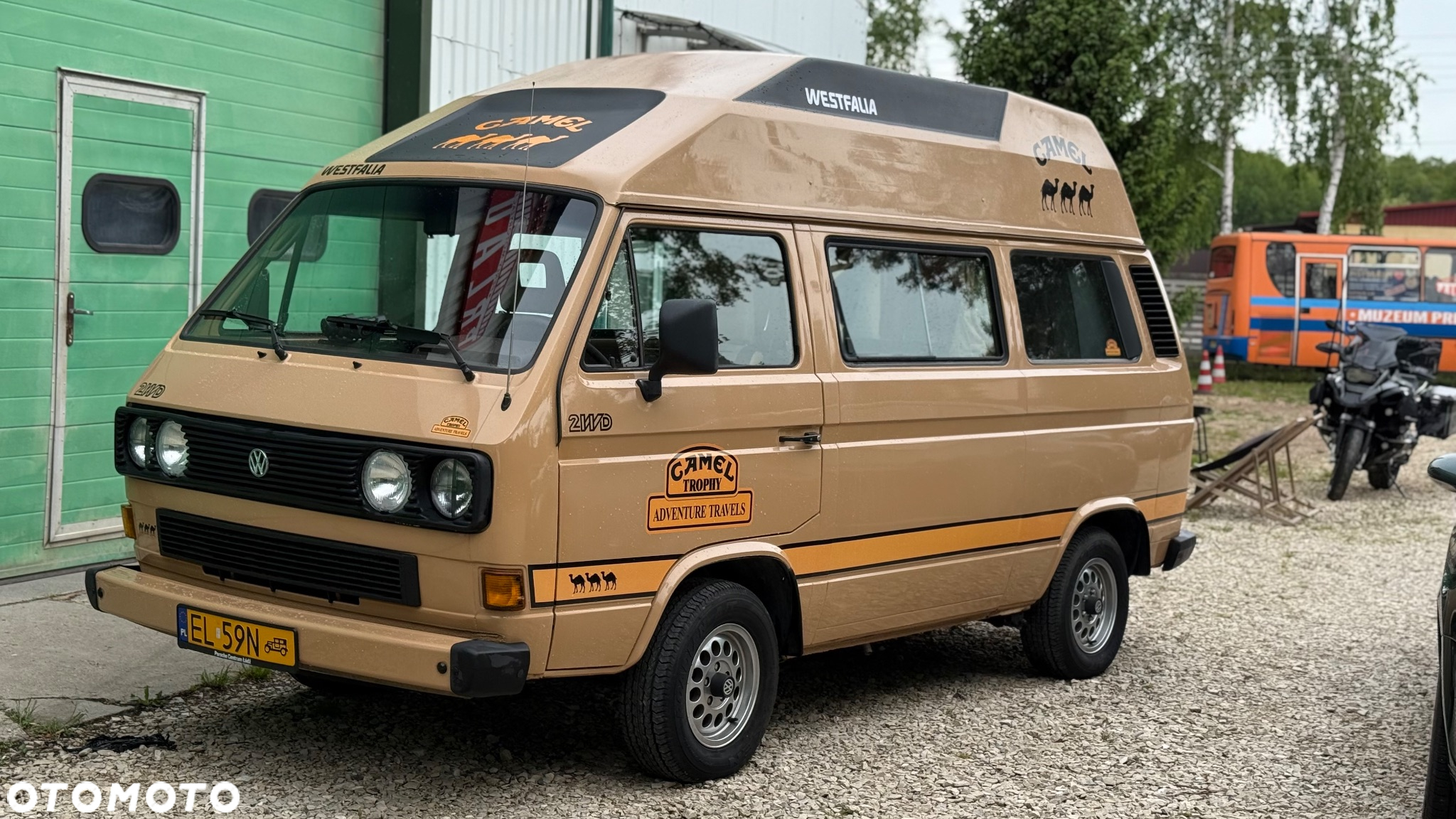 Volkswagen Transporter - 2