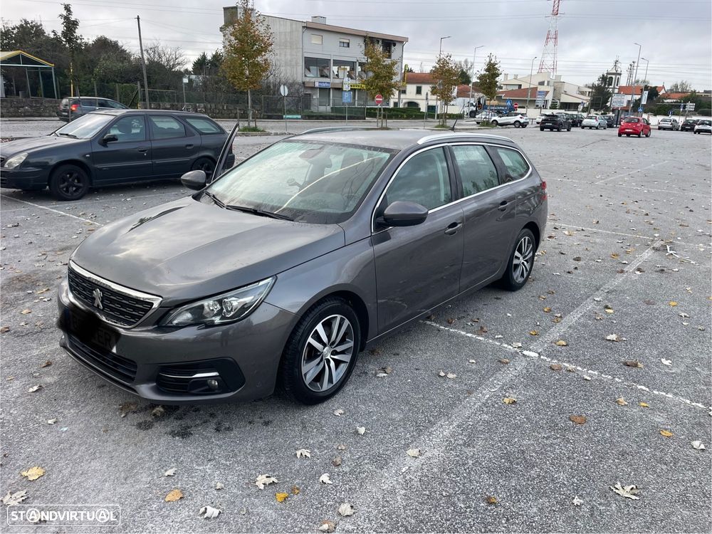 Peugeot 308 SW BlueHDi 130 EAT8 Stop & Start GT Pack - 3