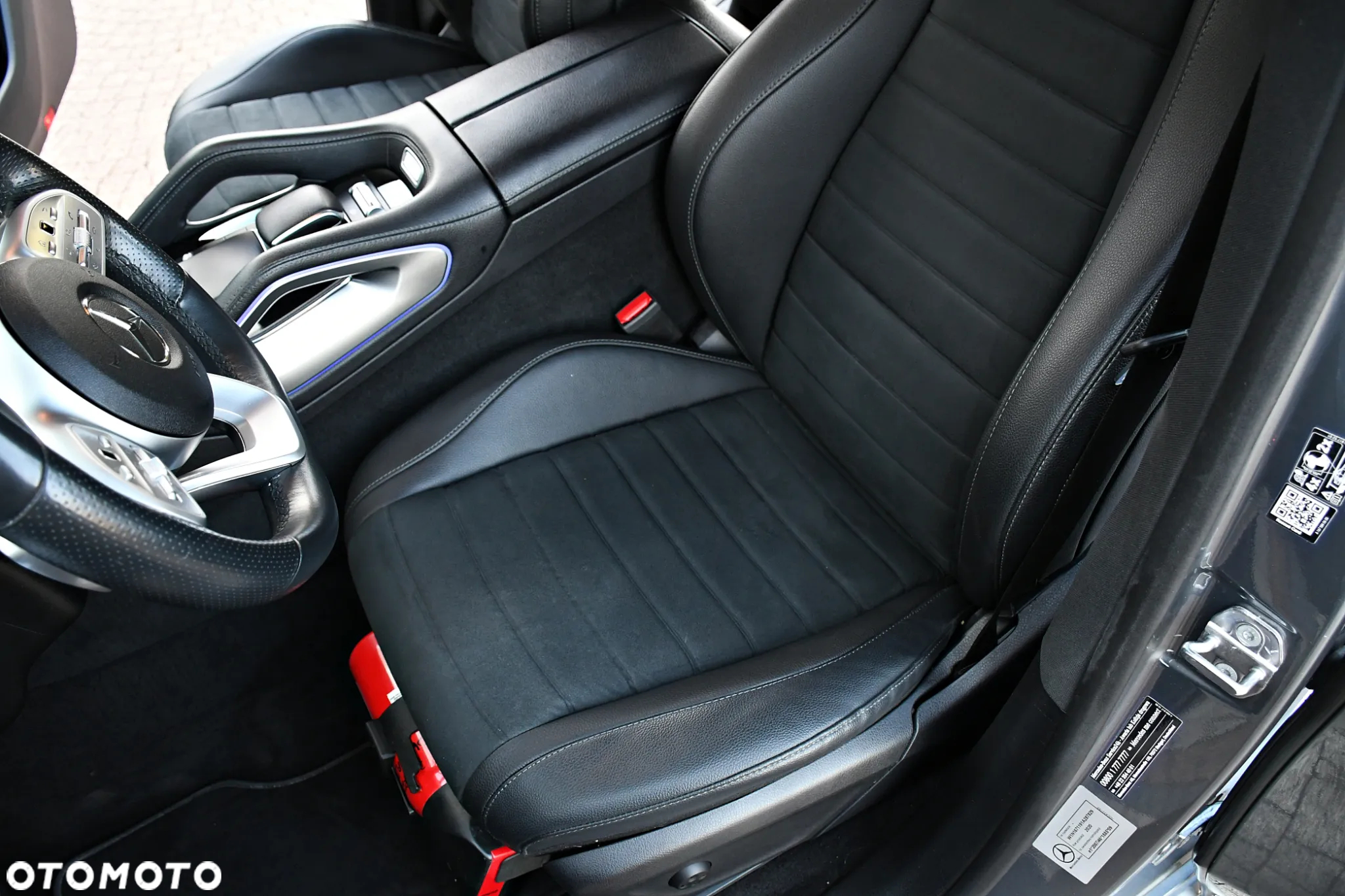 Mercedes-Benz GLE 300 d 4-Matic - 26
