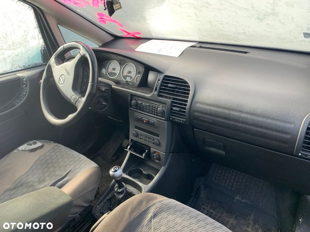 OPEL ZAFIRA 2004 *SAMOCHÓD NA CZĘŚCI* 4078  MASKA, LAMPA, DRZWI, LUSTERKO, ZDERZAK, GRILL, BŁOTNIK, KLAPA, BELKA, DESKA, FOTELE, KANAPA, ĆWIARTKA KIEROWNICA, TARCZE, ZACISKI, ZAWIESZENIE, KOMPLETNY PRZÓD, KOMPLETNY TYŁ, LICZNIK, ZEGARY, PRAWE LEWE PRZÓD TYŁ - 5