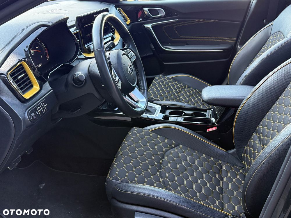 Kia XCeed 1.5 T-GDI OPF DCT7 VISION - 17