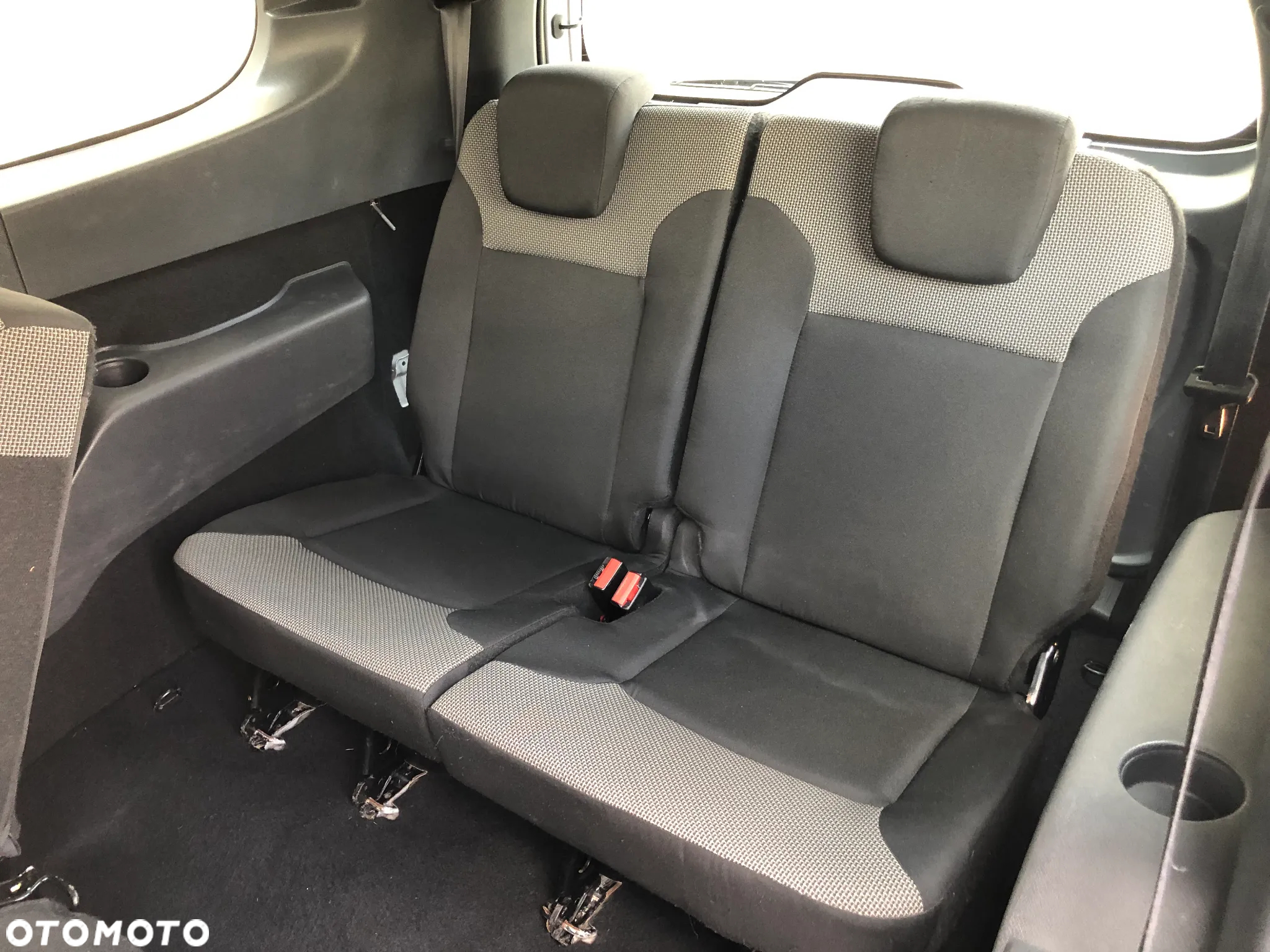 Dacia Lodgy TCe 130 GPF (7-Sitzer) Comfort - 18