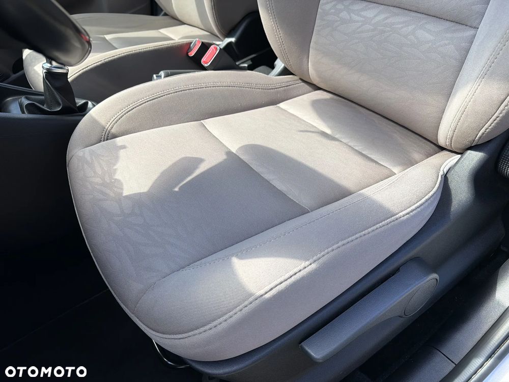 Hyundai ix20 1.6 BlueDrive Comfort - 13