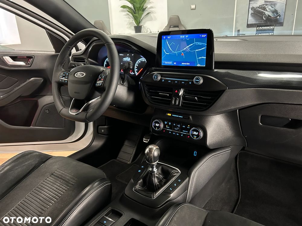 Ford Focus 2.3 EcoBoost ST Edition - 5