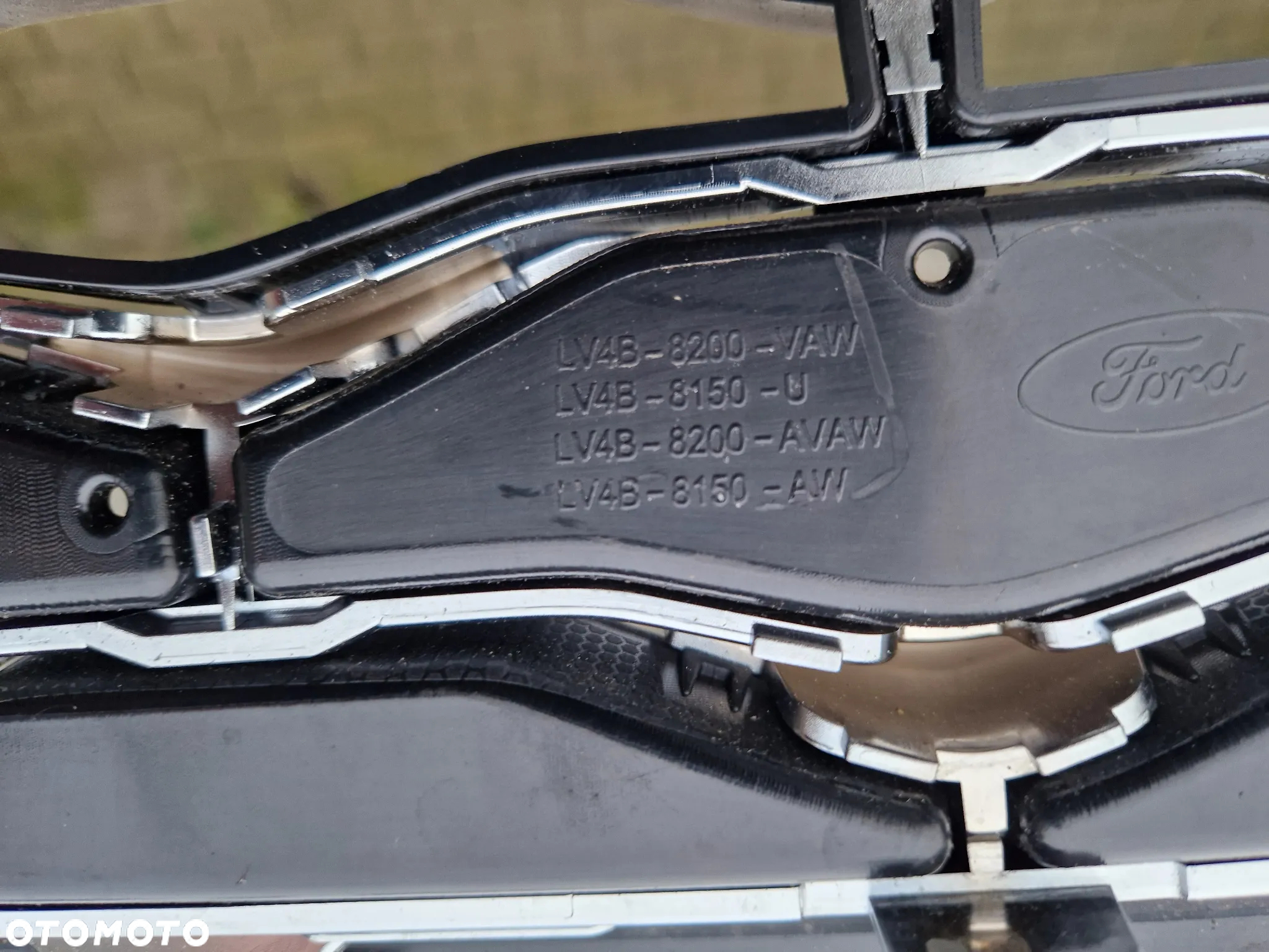 Grill Atrapa Ford Kuga mk3 vignale - 8