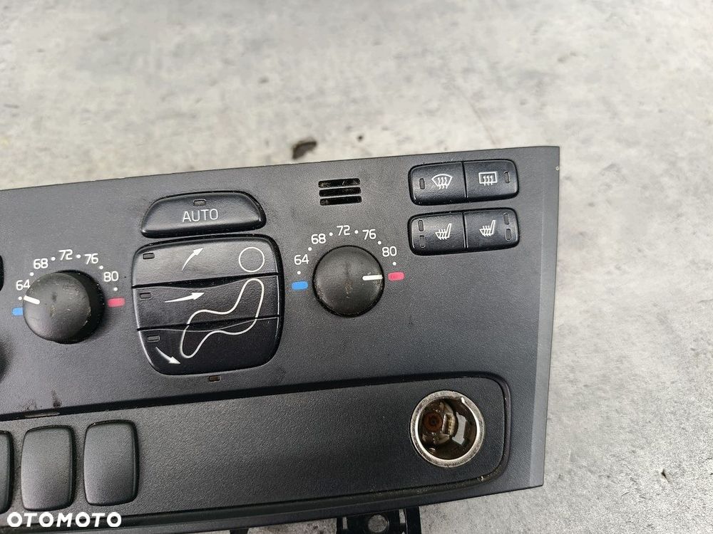 PANEL NAWIEWU VOLVO XC70 I 8691878 - 4
