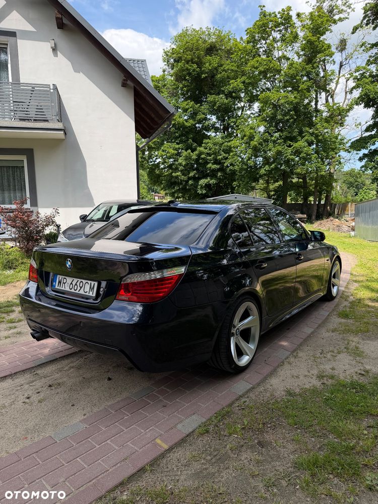 BMW Seria 5 525d Edition Sport - 11