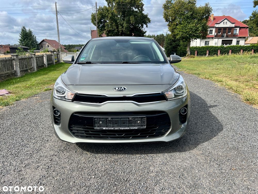Kia Rio 1.0 T-GDI 100 Dream-Team Edition - 2
