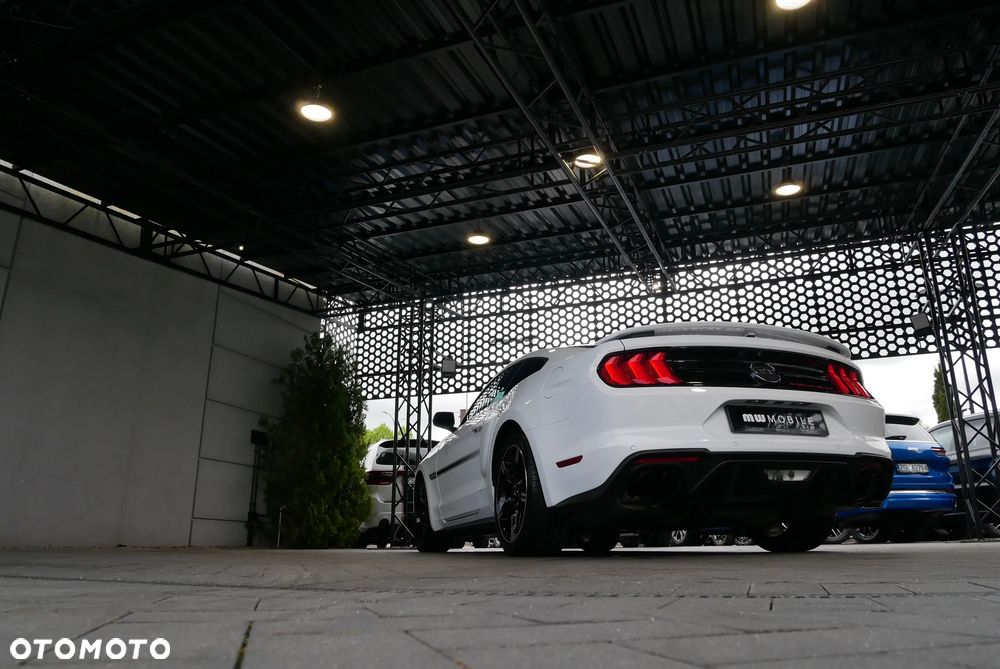 Ford Mustang - 39