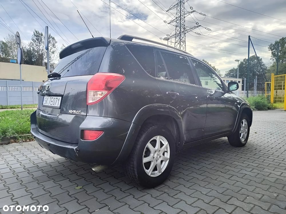 Toyota RAV4 2.2 D-4D Sol 180 - 8
