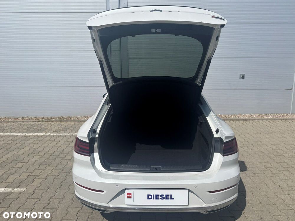 Volkswagen Arteon 2.0 TDI 4Motion SCR R-Line DSG - 11