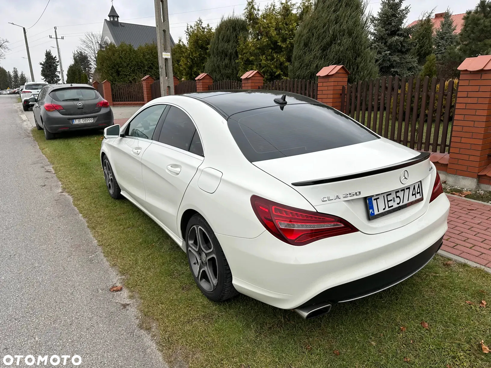 Mercedes-Benz CLA 250 4-Matic - 3
