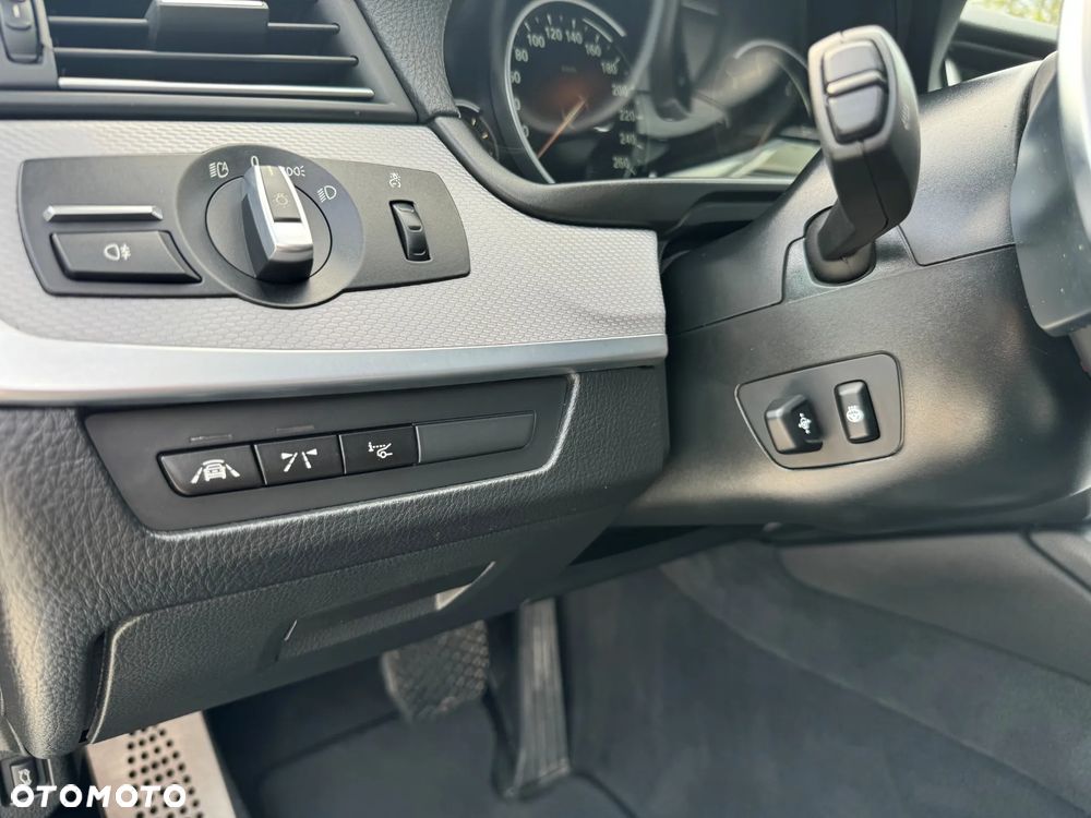 BMW Seria 5 M550d xDrive Sport-Aut - 12