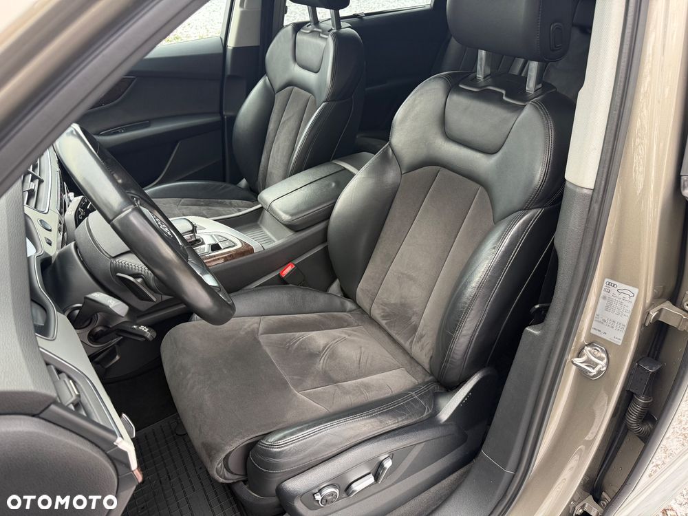 Audi Q7 - 31