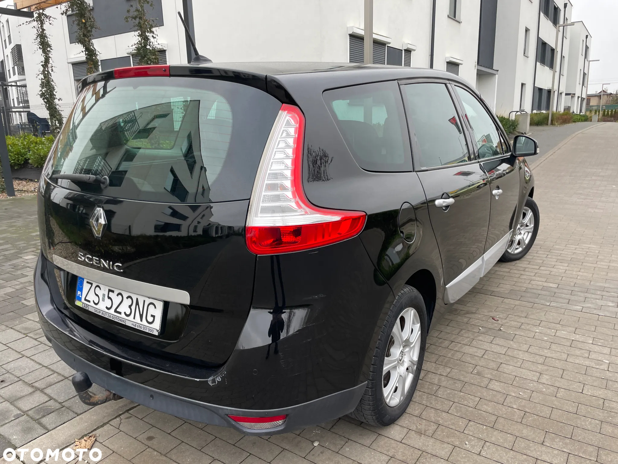 Renault Grand Scenic Gr 1.9 dCi Bose Edition - 14