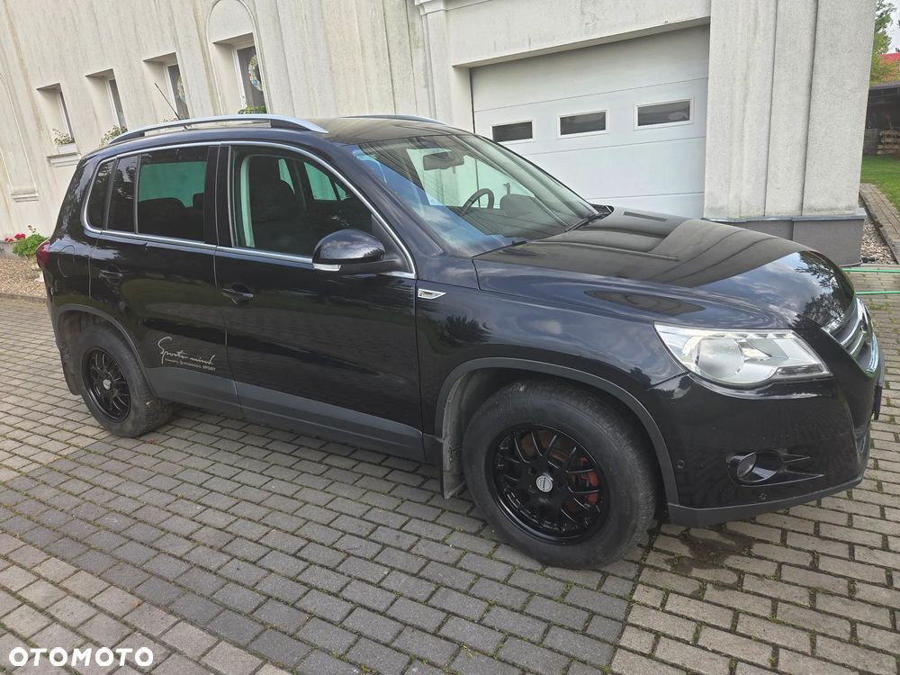 Volkswagen Tiguan - 14