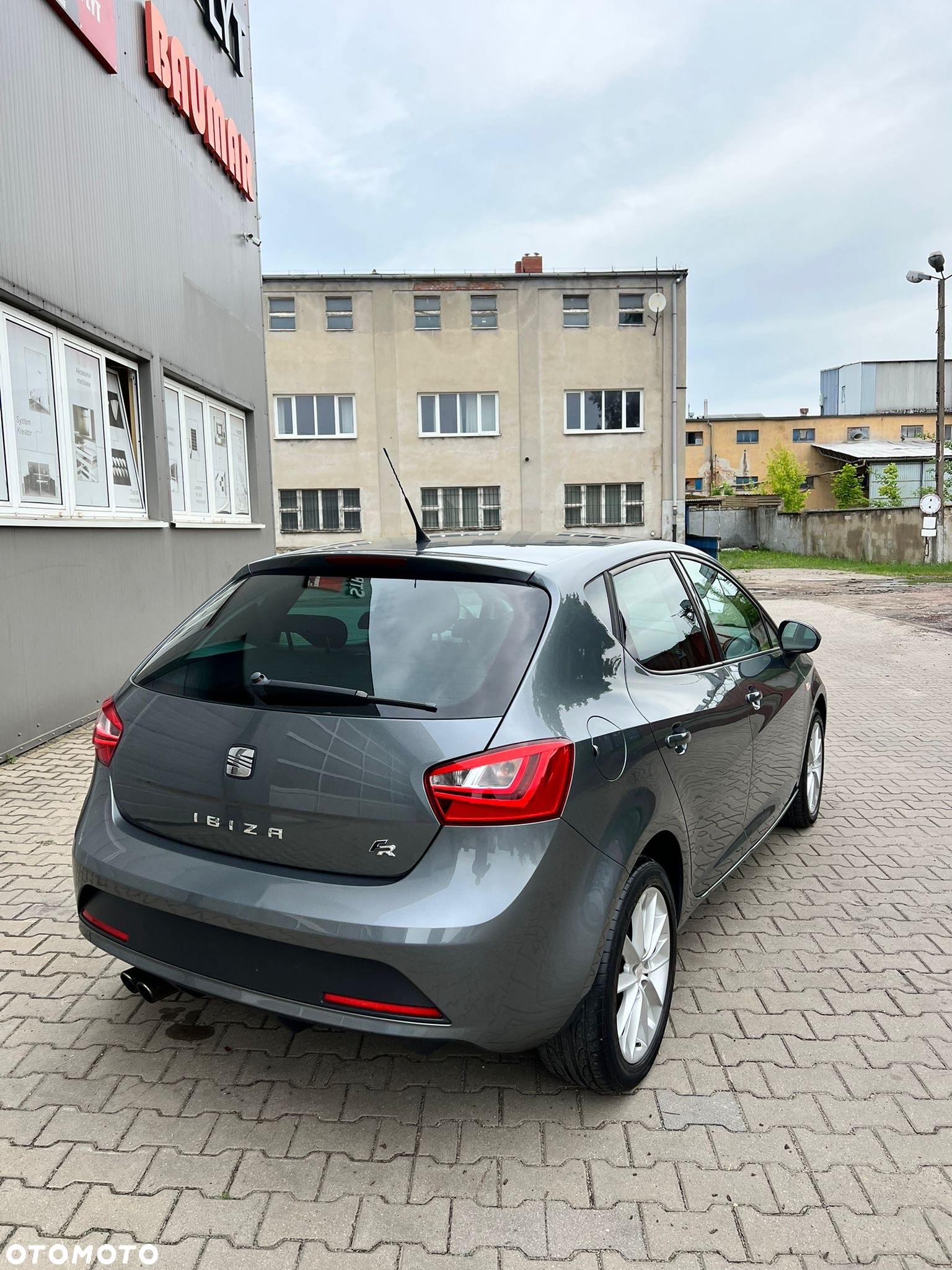Seat Ibiza 1.2 TSI FR - 4