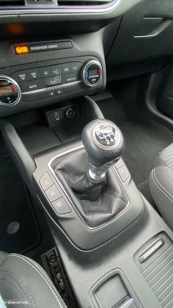 Ford Focus SW 1.5 TDCi EcoBlue Titanium - 47