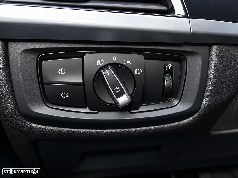 BMW X5 25 d sDrive Comfort 7L - 17