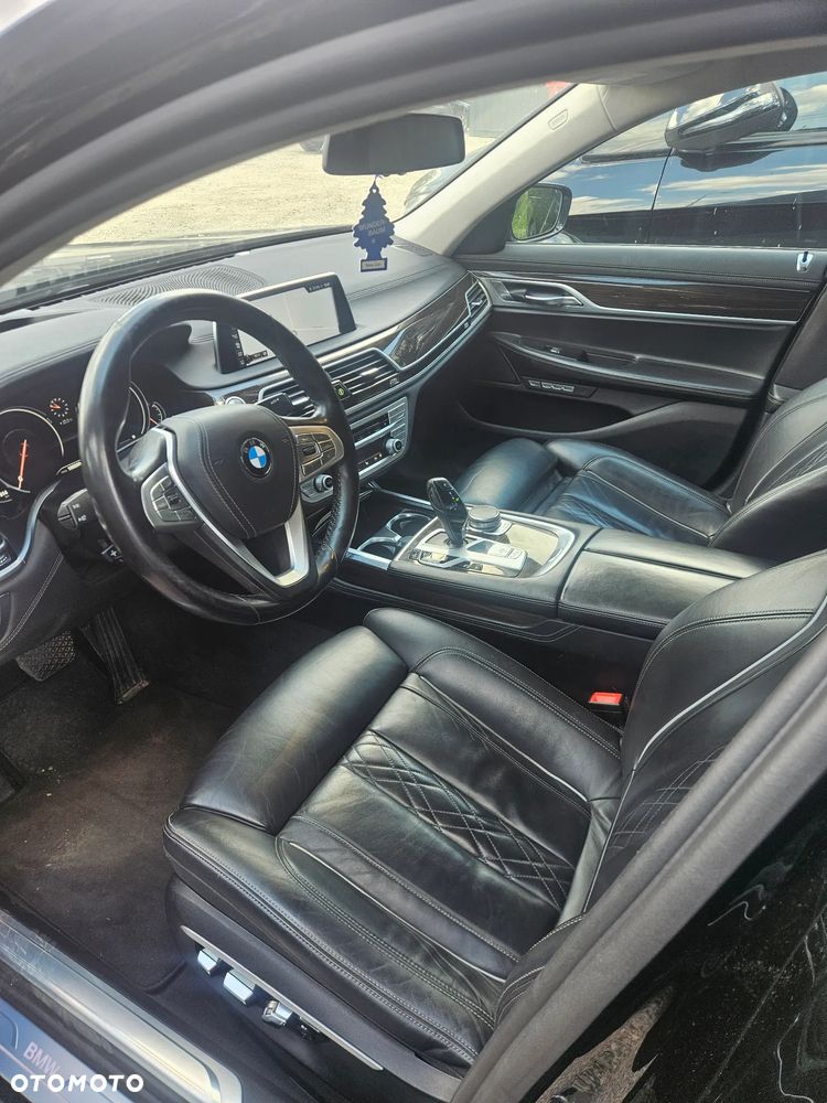 BMW Seria 7 730d - 4