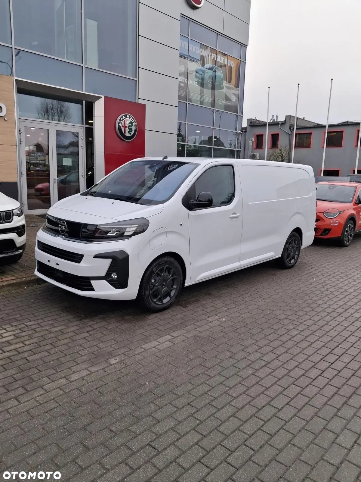 Opel E-Vivaro - 3
