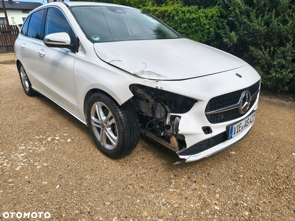Mercedes-Benz Klasa B 180 d 8G-DCT Progressive Advanced - 23