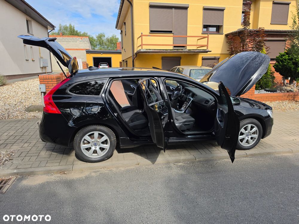 Volvo V60 D3 Business Edition - 19