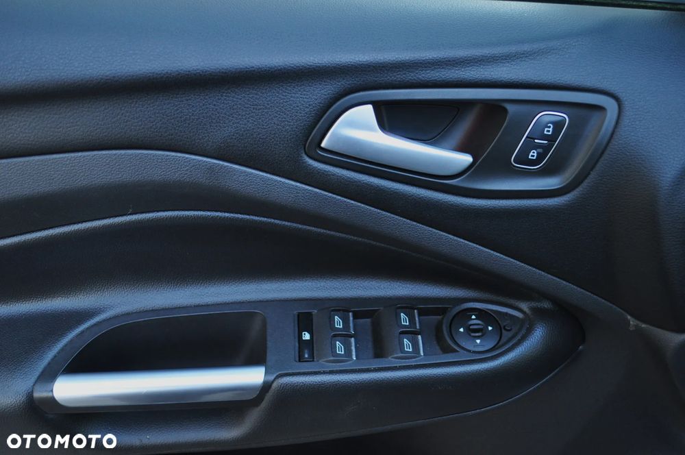 Ford Kuga 2.0 TDCi 4x4 Titanium - 31