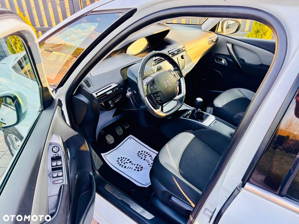 Citroën C4 Picasso - 24