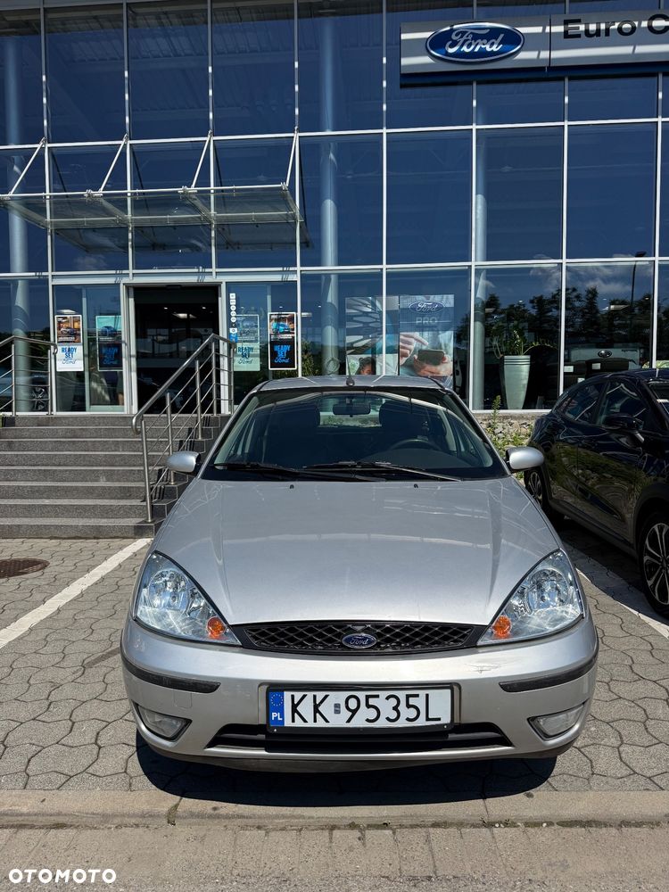 Ford Focus 1.6 Ghia - 1