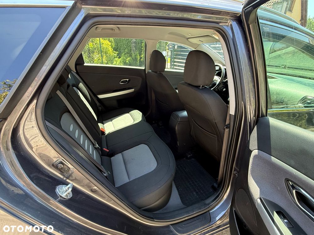 Kia Ceed 1.6 CRDi L - 11