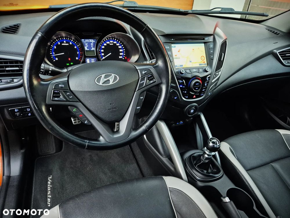 Hyundai Veloster 1.6 Turbo Premium - 6