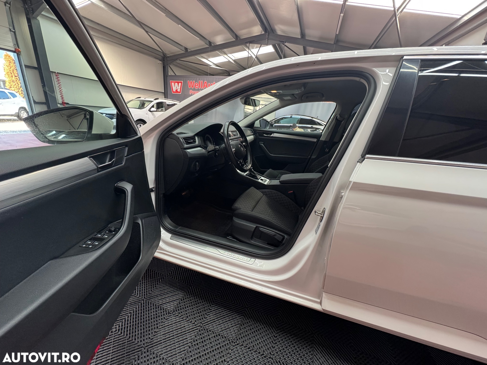 Skoda Superb - 8