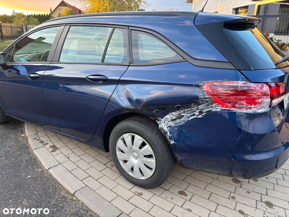 Opel Astra - 4