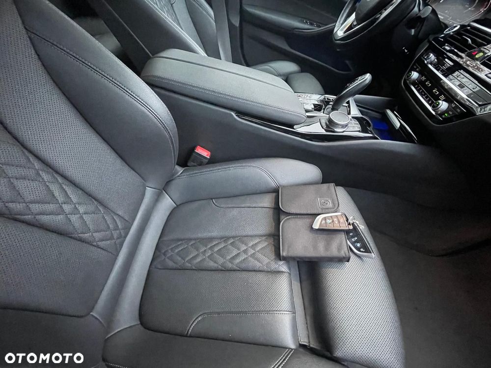 BMW Seria 5 520d Sport - 19