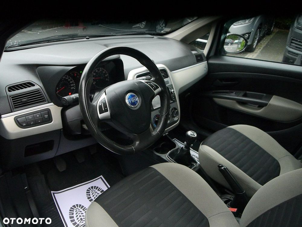 Fiat Grande Punto - 28