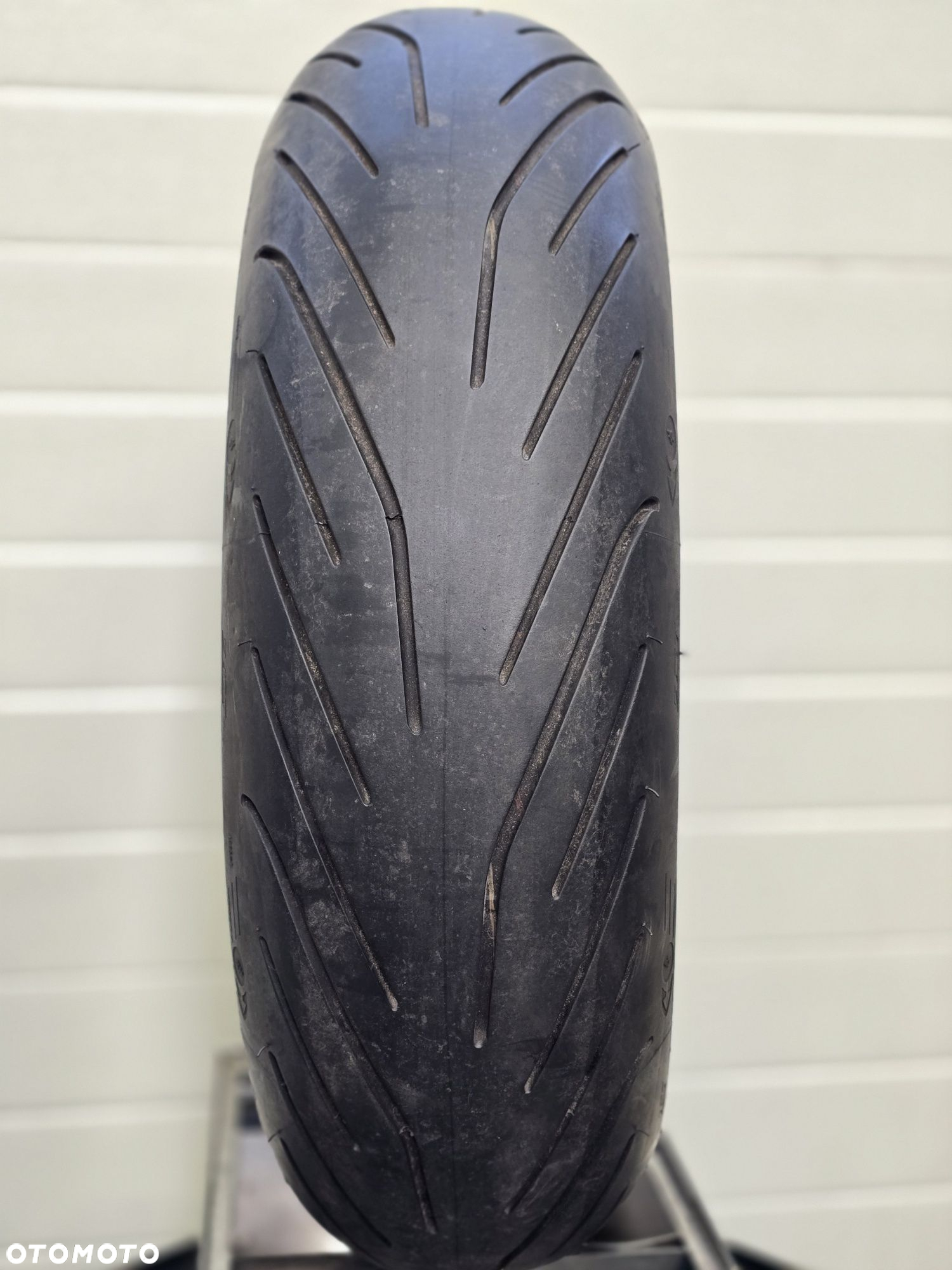 Opona Michelin Pilot Power 3 2ct 180/55/17 bieżnik 4mm - 2