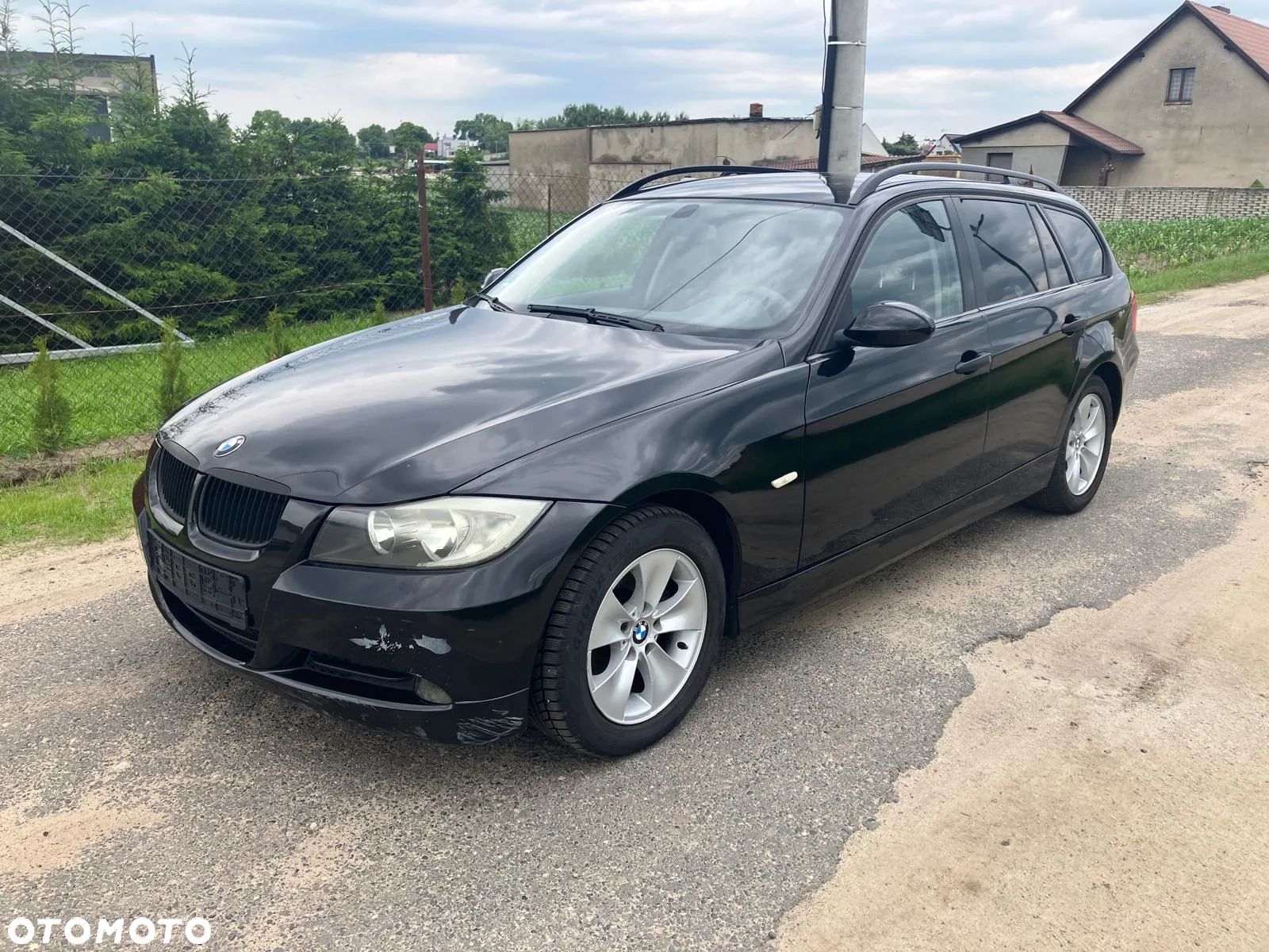 BMW Seria 3 320i Touring - 1