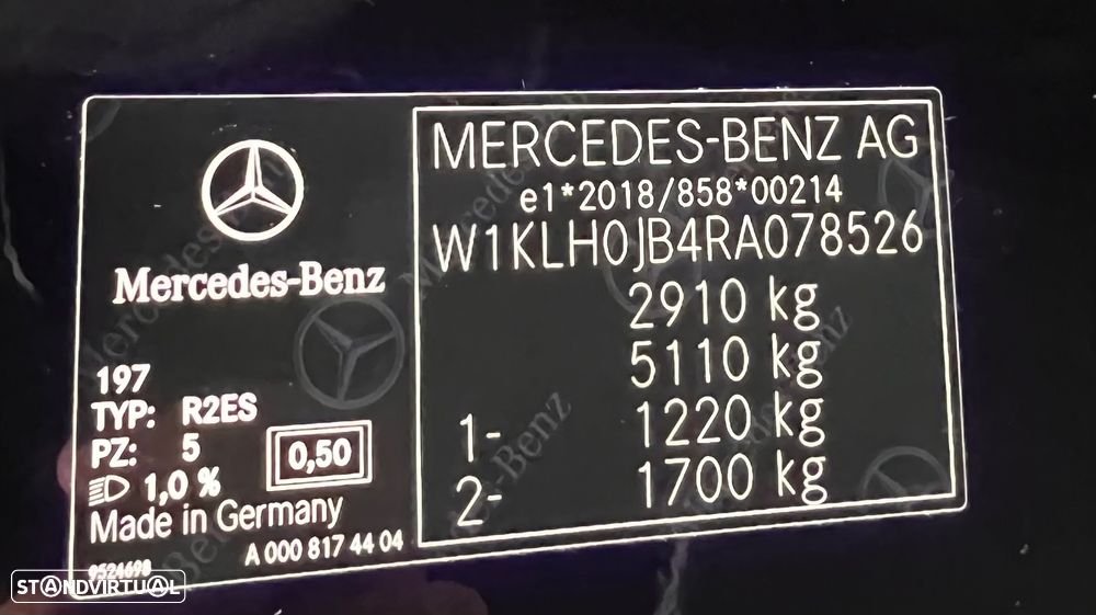 Mercedes-Benz E 300 de 4Matic 9G-TRONIC AMG Line - 33